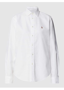 Bluzka koszulowa z wyhaftowanym logo model ‘Kendal’ ze sklepu Peek&Cloppenburg  w kategorii Koszule damskie - zdjęcie 168334610