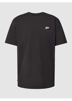 T-shirt z detalami z logo model ‘DOWNTOWN PRIDE’ ze sklepu Peek&Cloppenburg  w kategorii T-shirty męskie - zdjęcie 168335793