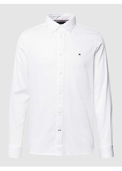 Koszula casualowa o kroju slim fit z kołnierzykiem typu button down model ‘CORE’ ze sklepu Peek&Cloppenburg  w kategorii Koszule męskie - zdjęcie 168338011