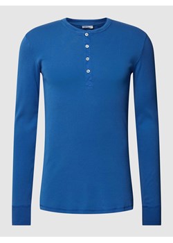 Bluzka z długim rękawem i okrągłym dekoltem model ‘Karl’ ze sklepu Peek&Cloppenburg  w kategorii T-shirty męskie - zdjęcie 168340364