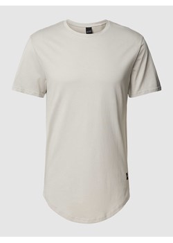 T-shirt z zaokrąglonym dołem model ‘MATT’ ze sklepu Peek&Cloppenburg  w kategorii T-shirty męskie - zdjęcie 168341250