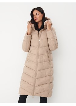 Mohito - Pikowany płaszcz - beżowy ze sklepu Mohito w kategorii Płaszcze damskie - zdjęcie 168349002