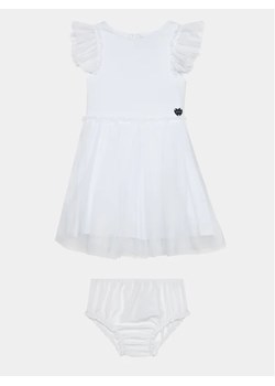 Guess Sukienka elegancka A4RK02 KC4T0 Biały Regular Fit ze sklepu MODIVO w kategorii Ubranka do chrztu - zdjęcie 168398634