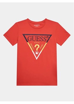 Guess T-Shirt L3YI28 K8HM4 Czerwony Regular Fit ze sklepu MODIVO w kategorii T-shirty chłopięce - zdjęcie 168422980