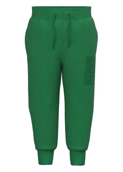 NAME IT Spodnie dresowe 13218859 Zielony Regular Fit ze sklepu MODIVO w kategorii Spodnie chłopięce - zdjęcie 168426364