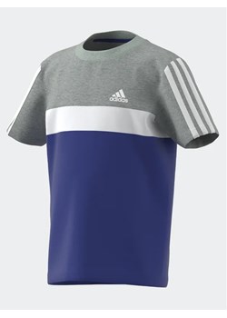 adidas T-Shirt IJ8724 Niebieski Regular Fit ze sklepu MODIVO w kategorii T-shirty chłopięce - zdjęcie 168428633