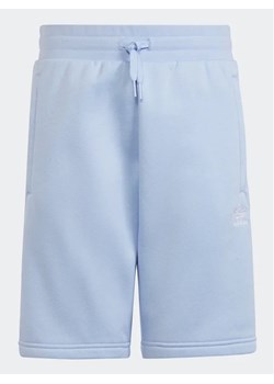 adidas Szorty sportowe Adicolor Shorts IC3172 Niebieski Regular Fit ze sklepu MODIVO w kategorii Spodenki chłopięce - zdjęcie 168435191