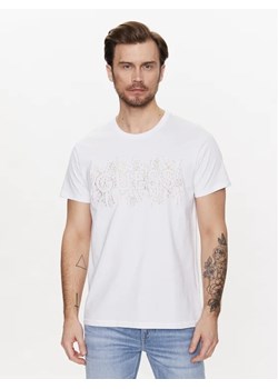 Guess T-Shirt M3GI15 K8FQ4 Biały Regular Fit ze sklepu MODIVO w kategorii T-shirty męskie - zdjęcie 168441822