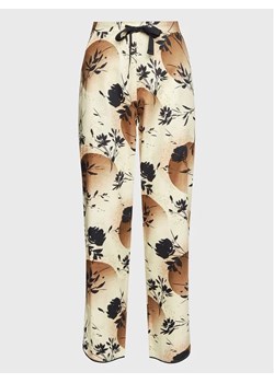 Cyberjammies Spodnie materiałowe CY9549 Écru Regular Fit ze sklepu MODIVO w kategorii Piżamy damskie - zdjęcie 168445570