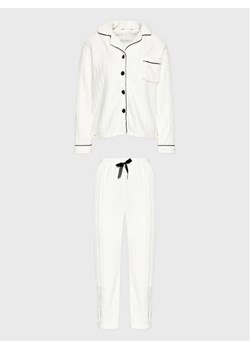 Selmark Piżama P3876 Biały Regular Fit ze sklepu MODIVO w kategorii Piżamy damskie - zdjęcie 168449823