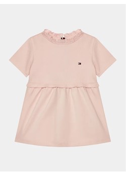 Tommy Hilfiger Sukienka codzienna KN0KN01757 Różowy Regular Fit ze sklepu MODIVO w kategorii Sukienki niemowlęce - zdjęcie 168456752