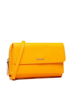Calvin Klein Torebka Ck Must Mini Bag K60K609131 Pomarańczowy ze sklepu MODIVO w kategorii Listonoszki - zdjęcie 168459092