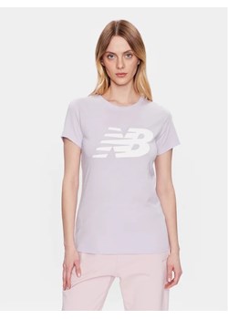 New Balance T-Shirt Classic Flying Nb Graphic WT03816 Fioletowy Athletic Fit ze sklepu MODIVO w kategorii Bluzki damskie - zdjęcie 168471312