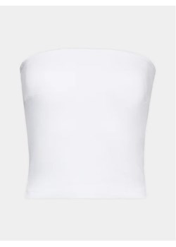 Gina Tricot Top 19524 Biały Slim Fit ze sklepu MODIVO w kategorii Bluzki damskie - zdjęcie 168472260