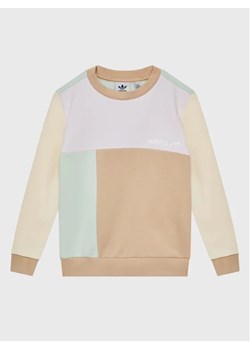 adidas Bluza Colorblock HK9818 Kolorowy Regular Fit ze sklepu MODIVO w kategorii Bluzy dziewczęce - zdjęcie 168481004