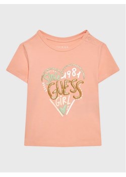 Guess T-Shirt A3GI01 K6YW1 Różowy Regular Fit ze sklepu MODIVO w kategorii Koszulki niemowlęce - zdjęcie 168486722