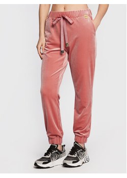 Liu Jo Spodnie dresowe 5F2067 J6510 Różowy Regular Fit ze sklepu MODIVO w kategorii Spodnie damskie - zdjęcie 168506432