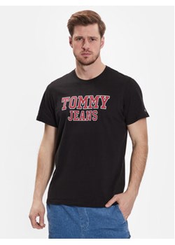 Tommy Jeans T-Shirt Essential DM0DM16405 Czarny Regular Fit ze sklepu MODIVO w kategorii T-shirty męskie - zdjęcie 168506791