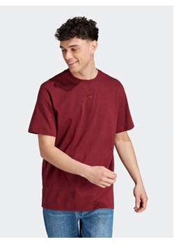 adidas T-Shirt ALL SZN IL9022 Czerwony Loose Fit ze sklepu MODIVO w kategorii T-shirty męskie - zdjęcie 168506873