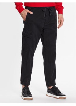 Boss Spodnie materiałowe Sisla2 Cargo Ds 50489111 Czarny Regular Fit ze sklepu MODIVO w kategorii Spodnie męskie - zdjęcie 168507080
