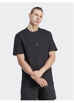 adidas T-Shirt IJ6129 Czarny Regular Fit ze sklepu MODIVO w kategorii T-shirty męskie - zdjęcie 168507142