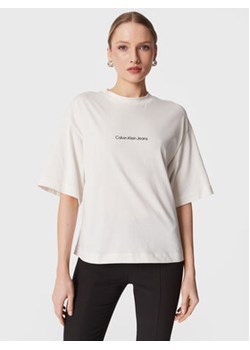 Calvin Klein Jeans T-Shirt J20J220514 Biały Loose Fit ze sklepu MODIVO w kategorii Bluzki damskie - zdjęcie 168509864