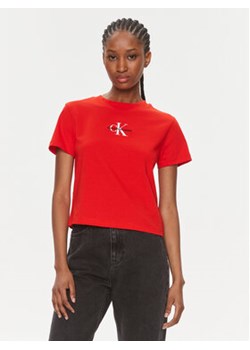 Calvin Klein Jeans T-Shirt Monologo Baby Tee J20J223113 Czerwony Slim Fit ze sklepu MODIVO w kategorii Bluzki damskie - zdjęcie 168510174