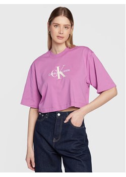 Calvin Klein Jeans T-Shirt J20J220280 Fioletowy Relaxed Fit ze sklepu MODIVO w kategorii Bluzki damskie - zdjęcie 168512181