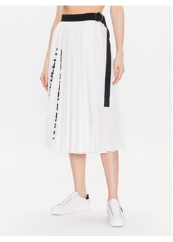 KARL LAGERFELD Spódnica plisowana 225W1201 Biały Regular Fit ze sklepu MODIVO w kategorii Spódnice - zdjęcie 168513710