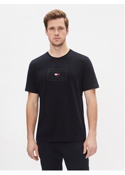 Tommy Hilfiger T-Shirt Big Graphic S/S Tee MW0MW34204 Granatowy Regular Fit ze sklepu MODIVO w kategorii T-shirty męskie - zdjęcie 168514773