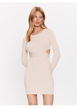 Kontatto Sukienka dzianinowa 3M7756 Beżowy Slim Fit ze sklepu MODIVO w kategorii Sukienki - zdjęcie 168516742
