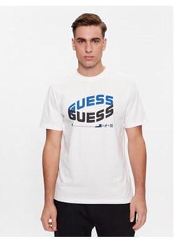 Guess T-Shirt Z4RI03 I3Z14 Biały Regular Fit ze sklepu MODIVO w kategorii T-shirty męskie - zdjęcie 168517422