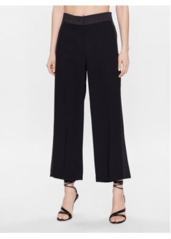 Marella Spodnie materiałowe Grace 2331310533 Czarny Regular Fit ze sklepu MODIVO w kategorii Spodnie damskie - zdjęcie 168517743
