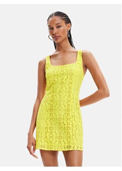Desigual Sukienka letnia 23SWVW02 Żółty Slim Fit ze sklepu MODIVO w kategorii Sukienki - zdjęcie 168522654