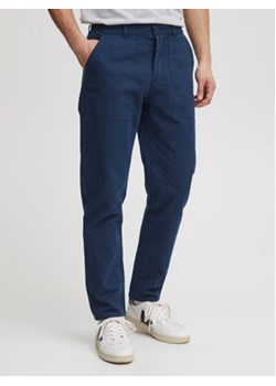 Blend Spodnie materiałowe 20715567 Granatowy Regular Fit ze sklepu MODIVO w kategorii Spodnie męskie - zdjęcie 168523550