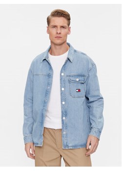 Tommy Jeans Koszula jeansowa Essential DM0DM18328 Niebieski Relaxed Fit ze sklepu MODIVO w kategorii Koszule męskie - zdjęcie 168526832