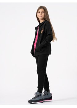 4F Spodnie dresowe 4FJAW23TTROF515 Czarny Regular Fit ze sklepu MODIVO w kategorii Spodnie dziewczęce - zdjęcie 168527834