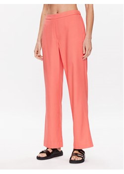 Moss Copenhagen Spodnie materiałowe Fanilla 17264 Różowy Regular Fit ze sklepu MODIVO w kategorii Spodnie damskie - zdjęcie 168528080