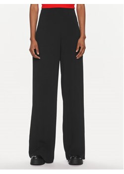 Calvin Klein Jeans Spodnie materiałowe Chiffon J20J223321 Czarny Wide Leg ze sklepu MODIVO w kategorii Spodnie damskie - zdjęcie 168529804