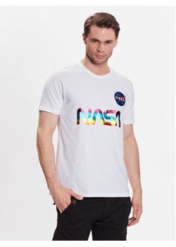 Alpha Industries T-Shirt NASA Refl. T Metal 178501M Biały Regular Fit ze sklepu MODIVO w kategorii T-shirty męskie - zdjęcie 168529983