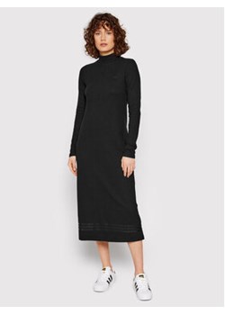 adidas Sukienka dzianinowa Rib HE6916 Czarny Regular Fit ze sklepu MODIVO w kategorii Sukienki - zdjęcie 168530112