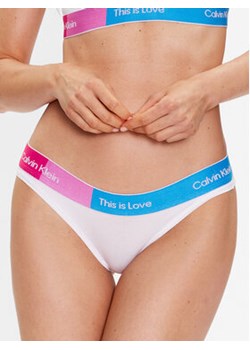 Calvin Klein Underwear Figi klasyczne 000QF7256E Biały ze sklepu MODIVO w kategorii Majtki damskie - zdjęcie 168531161