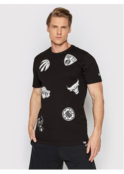 New Era T-Shirt NBA Multi Team Logo 12590895 Czarny Regular Fit ze sklepu MODIVO w kategorii T-shirty męskie - zdjęcie 168531881