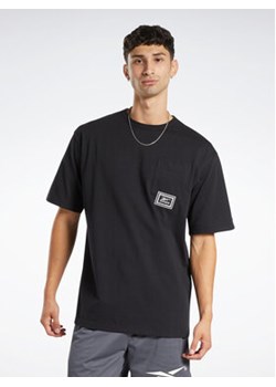 Reebok T-Shirt Basketball Heavyweight Pocket HU2012 Czarny Oversize ze sklepu MODIVO w kategorii T-shirty męskie - zdjęcie 168532842