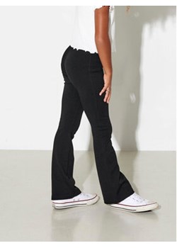 Kids ONLY Spodnie materiałowe Paige 15193010 Czarny Flare Fit ze sklepu MODIVO w kategorii Spodnie dziewczęce - zdjęcie 168535792