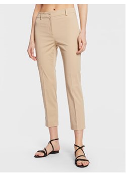 Weekend Max Mara Spodnie materiałowe Cecco 23513106 Beżowy Slim Fit ze sklepu MODIVO w kategorii Spodnie damskie - zdjęcie 168540273