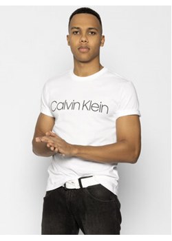 Calvin Klein T-Shirt Front Logo K10K104063 Biały Regular Fit ze sklepu MODIVO w kategorii T-shirty męskie - zdjęcie 168540664