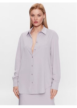 Calvin Klein Koszula K20K205682 Fioletowy Relaxed Fit ze sklepu MODIVO w kategorii Koszule damskie - zdjęcie 168541473