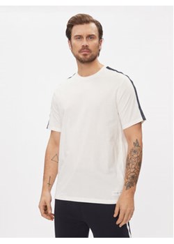 Tommy Hilfiger T-Shirt Logo UM0UM03005 Écru Regular Fit ze sklepu MODIVO w kategorii T-shirty męskie - zdjęcie 168541754