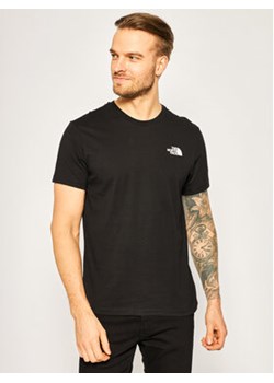 The North Face T-Shirt Simple Dome NF0A2TX5 Czarny Regular Fit ze sklepu MODIVO w kategorii T-shirty męskie - zdjęcie 168541960